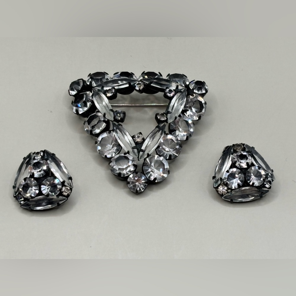 Vintage Triangle Brooch & Clip Earrings Clear Stones Set In Black